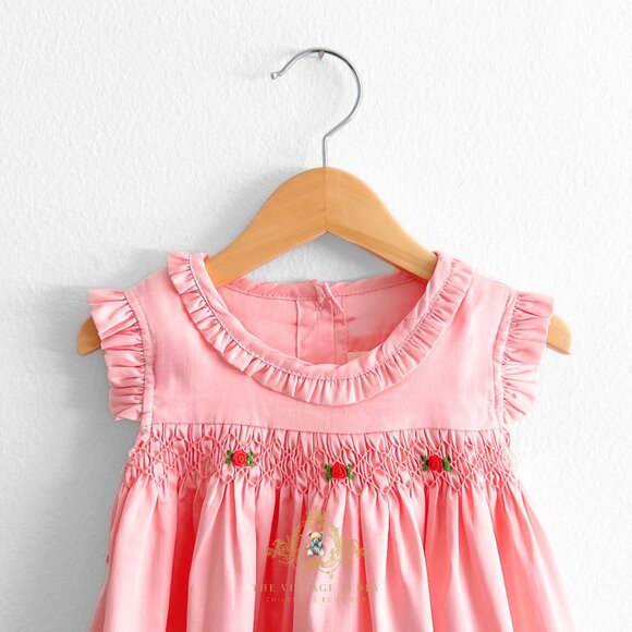 NWT Pretty Girls Embroidered Smocked Dress Boutique Special Occassion Formal 12M - Picture 3 of 4